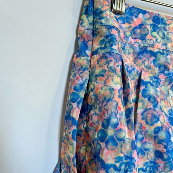 Adidas‎ Women's Shorts Pink Blue Floral Flared with Pockets Size 8 - Picture 3 of 6